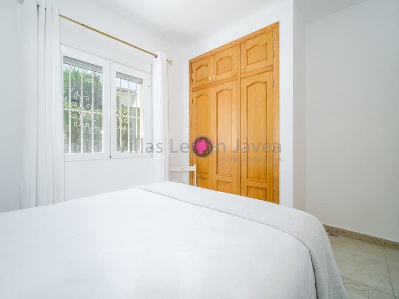 Chalet de 3 habitaciones en Javea / Xàbia en alquiler vacacional con piscina - 1.495 € (Ref: 9605284)