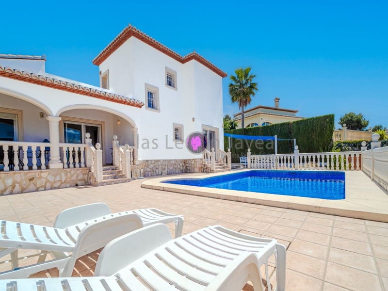 Chalet de 3 habitaciones en Javea / Xàbia en alquiler vacacional con piscina - 1.495 € (Ref: 9605284)