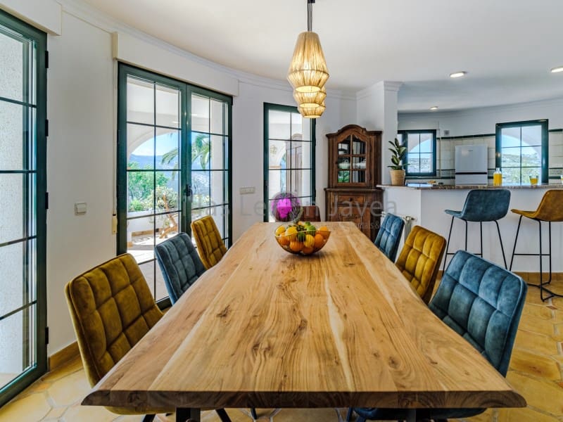 4 bedroom Villa for holiday rental in Javea / Xabia with pool - € 2,075 (Ref: 9605285)