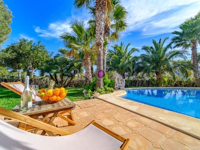 4 slaapkamer Villa voor vakantieverhuur in La Granadella  - Costa Nova, Javea / Xàbia met zwembad - € 2.075 (Ref: 9605285)