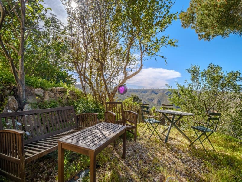 4 bedroom Villa for holiday rental in Javea / Xabia with pool - € 2,075 (Ref: 9605285)