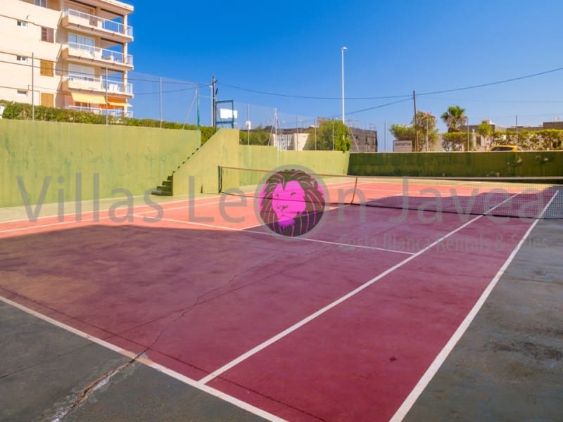Apartamento de 2 habitaciones en Javea / Xàbia en alquiler vacacional con piscina - 1.585 € (Ref: 9605286)