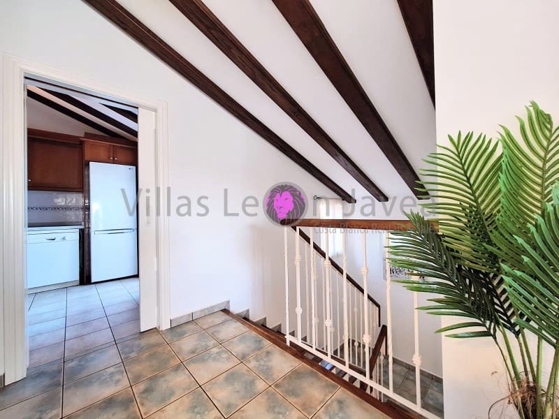 4 soveværelse Penthouse til leje i Javea / Xabia med swimmingpool garage - € 2.500 (Ref: 9605288)