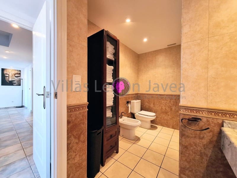 4 soveværelse Penthouse til leje i Javea / Xabia med swimmingpool garage - € 2.500 (Ref: 9605288)