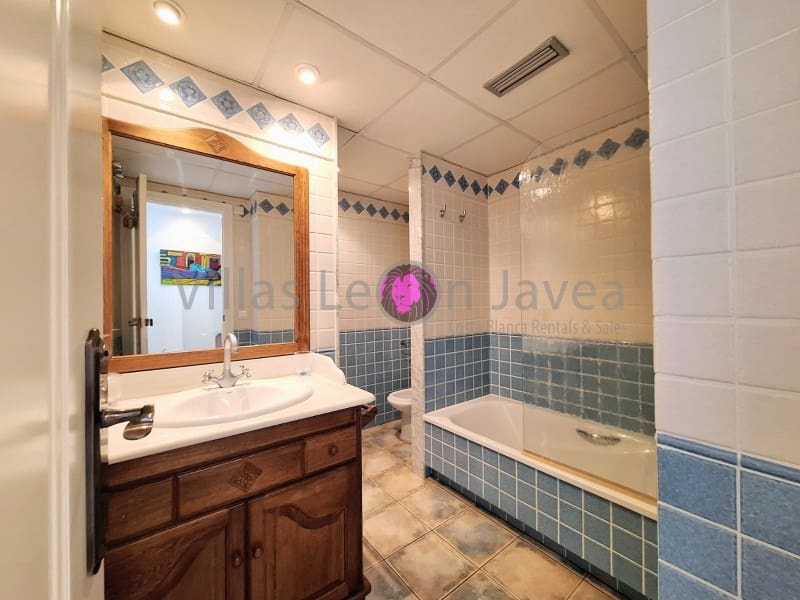 4 soveværelse Penthouse til leje i Javea / Xabia med swimmingpool garage - € 2.500 (Ref: 9605288)