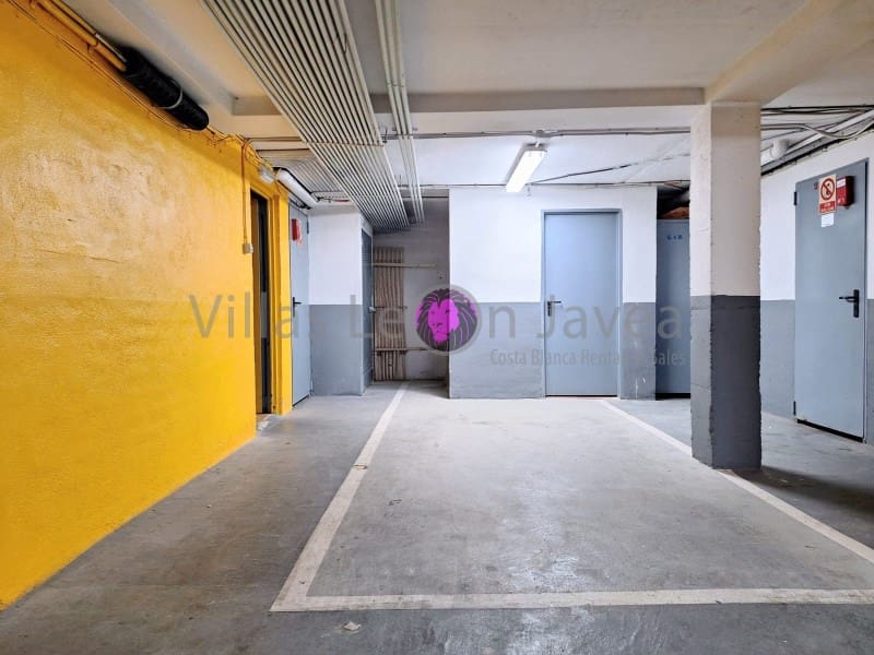 4 soveværelse Penthouse til leje i Javea / Xabia med swimmingpool garage - € 2.500 (Ref: 9605288)