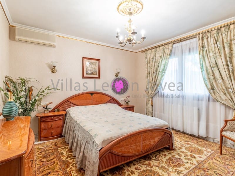 15 Zimmer Villa zu verkaufen in Javea / Xabia mit Pool Garage - 5.650.000 € (Ref: 9605289)