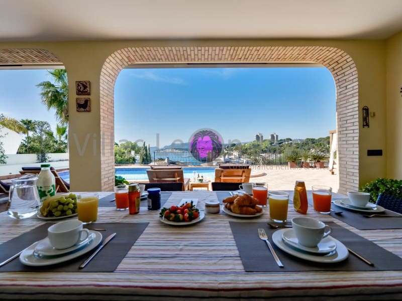 4 makuuhuone Huvila myytävänä paikassa Moraira mukana 
autotalli - 2 950 000 € (Ref: 9605290)