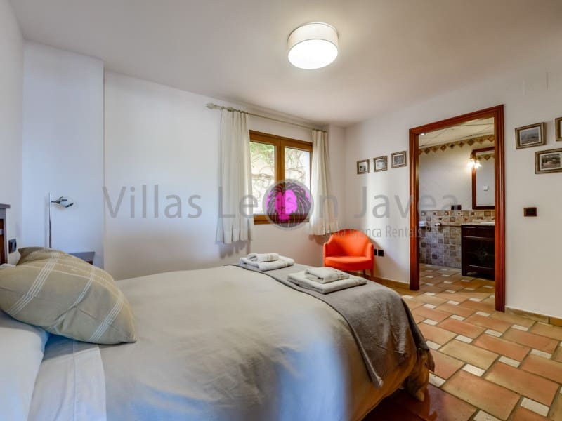 4 makuuhuone Huvila myytävänä paikassa Moraira mukana 
autotalli - 2 950 000 € (Ref: 9605290)