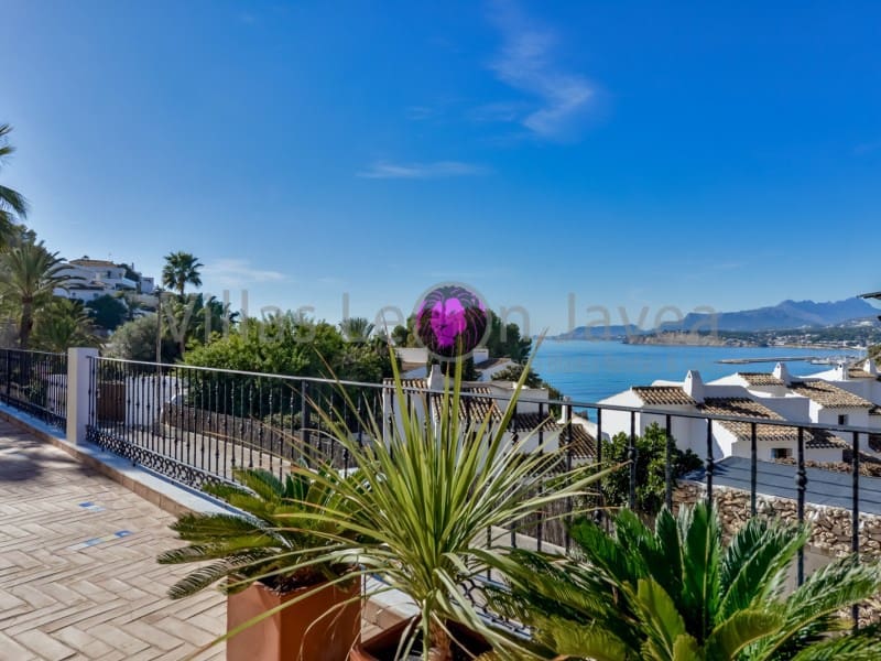 4 makuuhuone Huvila myytävänä paikassa Moraira mukana 
autotalli - 2 950 000 € (Ref: 9605290)