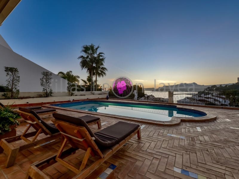 4 makuuhuone Huvila myytävänä paikassa Moraira mukana 
autotalli - 2 950 000 € (Ref: 9605290)