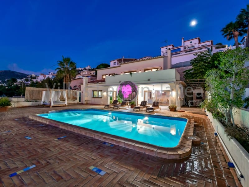 4 makuuhuone Huvila myytävänä paikassa Moraira mukana 
autotalli - 2 950 000 € (Ref: 9605290)