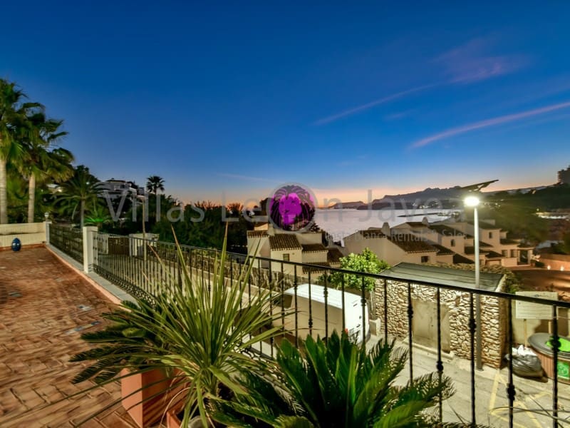 4 makuuhuone Huvila myytävänä paikassa Moraira mukana 
autotalli - 2 950 000 € (Ref: 9605290)