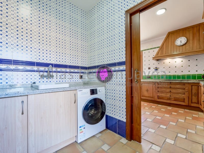 4 makuuhuone Huvila myytävänä paikassa Moraira mukana 
autotalli - 2 950 000 € (Ref: 9605290)