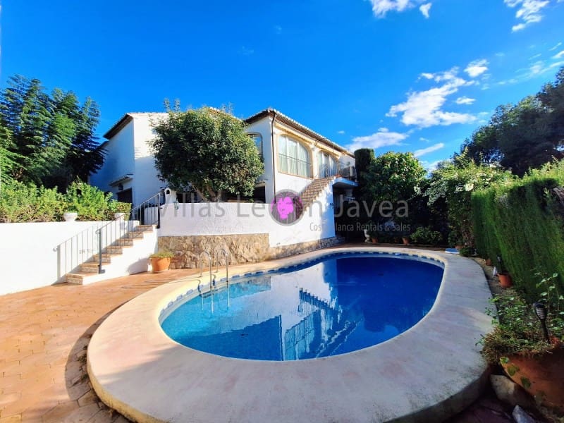 4 Zimmer Doppelhaus zu verkaufen in Javea / Xabia mit Pool Garage - 650.000 € (Ref: 9605291)