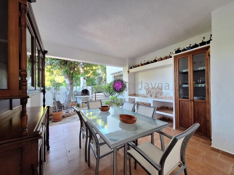 4 Zimmer Doppelhaus zu verkaufen in Javea / Xabia mit Pool Garage - 650.000 € (Ref: 9605291)