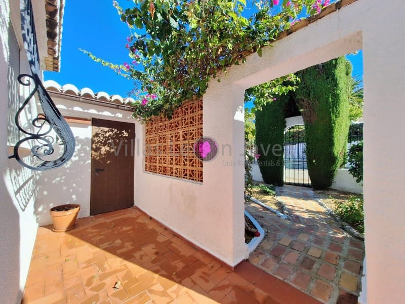 4 Zimmer Doppelhaus zu verkaufen in Javea / Xabia mit Pool Garage - 650.000 € (Ref: 9605291)