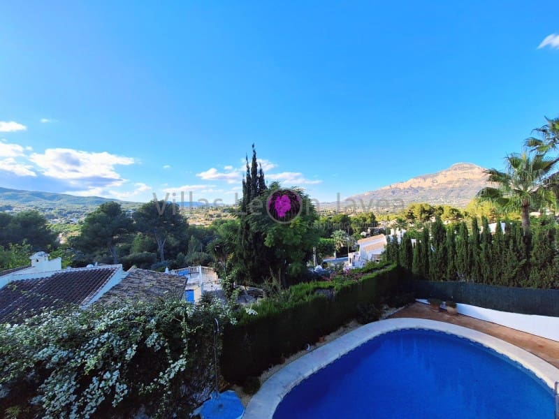 4 Zimmer Doppelhaus zu verkaufen in Javea / Xabia mit Pool Garage - 650.000 € (Ref: 9605291)