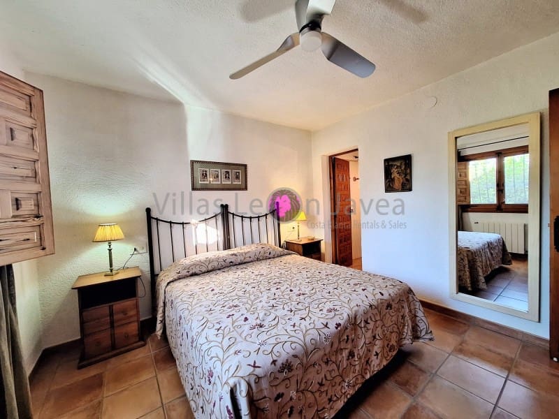 4 Zimmer Doppelhaus zu verkaufen in Javea / Xabia mit Pool Garage - 650.000 € (Ref: 9605291)