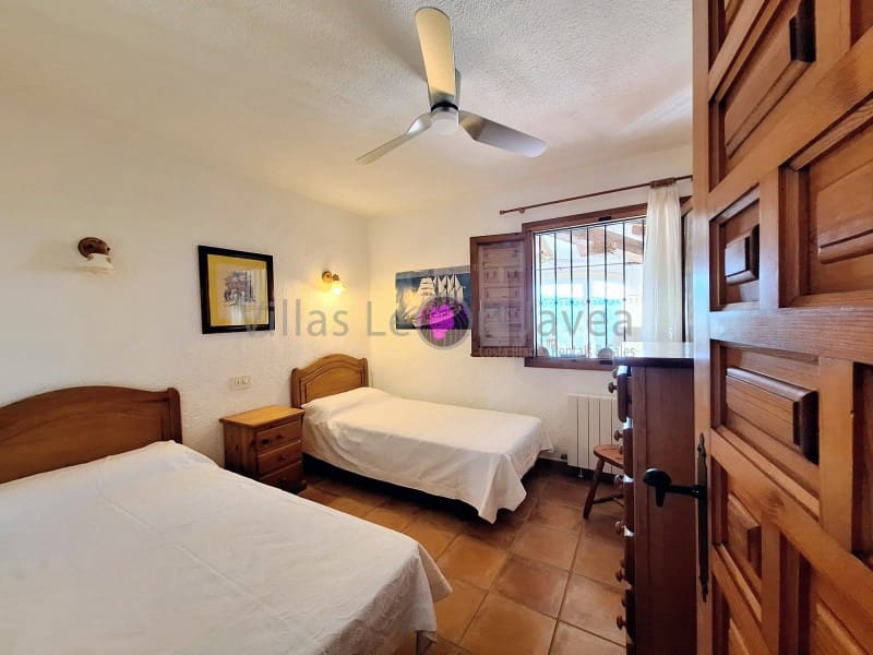 4 Zimmer Doppelhaus zu verkaufen in Javea / Xabia mit Pool Garage - 650.000 € (Ref: 9605291)