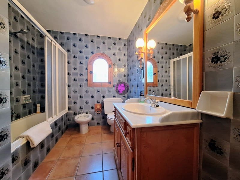 4 Zimmer Doppelhaus zu verkaufen in Javea / Xabia mit Pool Garage - 650.000 € (Ref: 9605291)