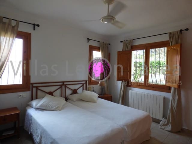 3 sypialnia Willa do wynajęcia w Cap Martí - El Tossalet - Pinomar, Javea / Xàbia z garażem - 1 750 € (Ref: 9605293)