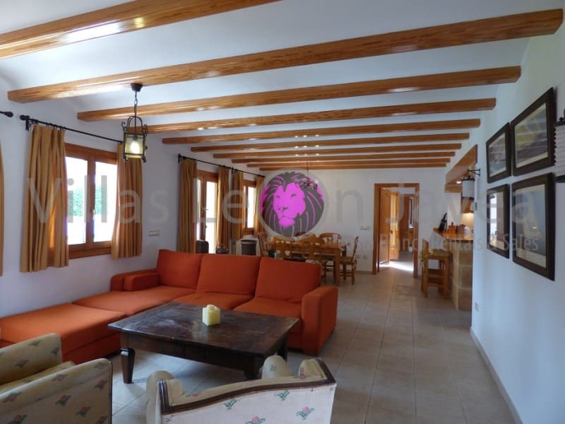 3 slaapkamer Villa te huur in Javea / Xabia met garage - € 1.750 (Ref: 9605293)