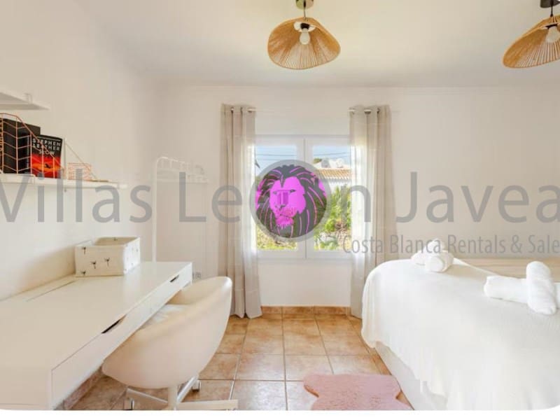 4 Zimmer Villa zu verkaufen in Javea / Xabia mit Pool Garage - 685.000 € (Ref: 9605294)