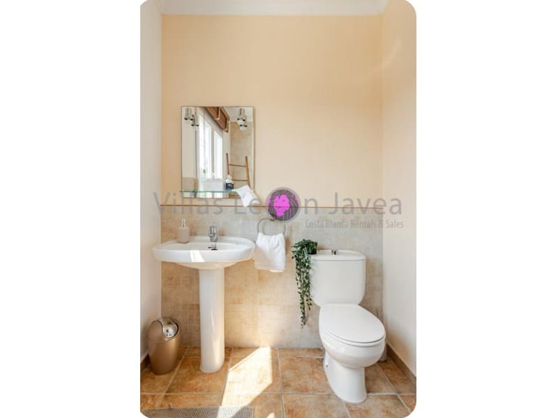 4 Zimmer Villa zu verkaufen in Javea / Xabia mit Pool Garage - 685.000 € (Ref: 9605294)