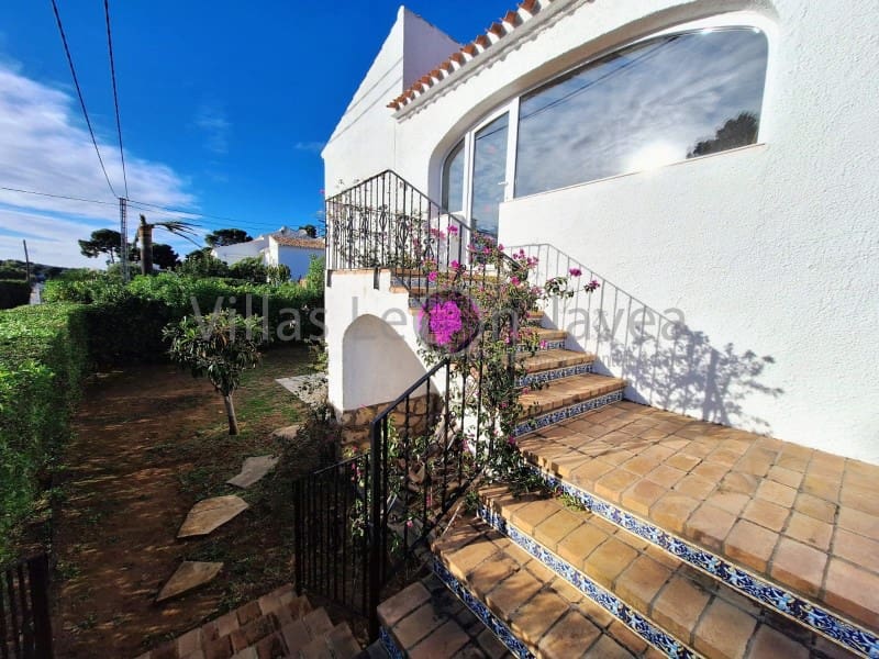 4 Zimmer Villa zu verkaufen in Javea / Xabia mit Pool Garage - 685.000 € (Ref: 9605294)