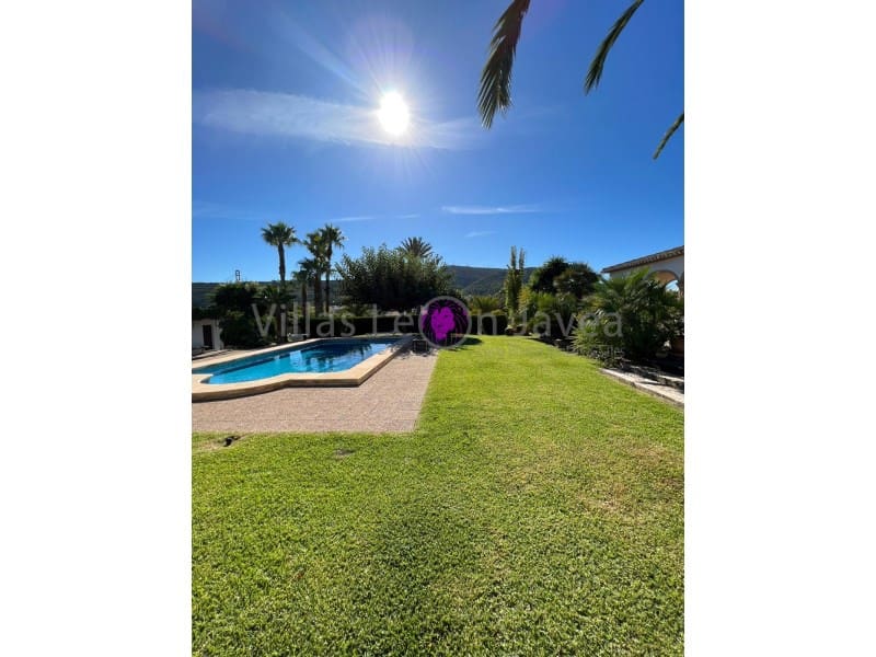 Chalet de 3 habitaciones en Benitachell / Benitatxell en alquiler - 3.500 € (Ref: 9605296)