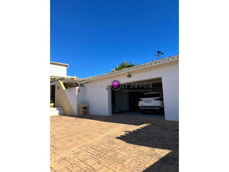 Chalet de 3 habitaciones en Benitachell / Benitatxell en alquiler - 3.500 € (Ref: 9605296)