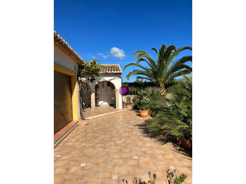 Chalet de 3 habitaciones en Benitachell / Benitatxell en alquiler - 3.500 € (Ref: 9605296)