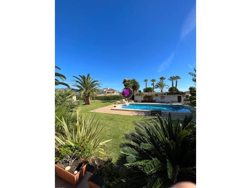 Chalet de 3 habitaciones en Benitachell / Benitatxell en alquiler - 3.500 € (Ref: 9605296)