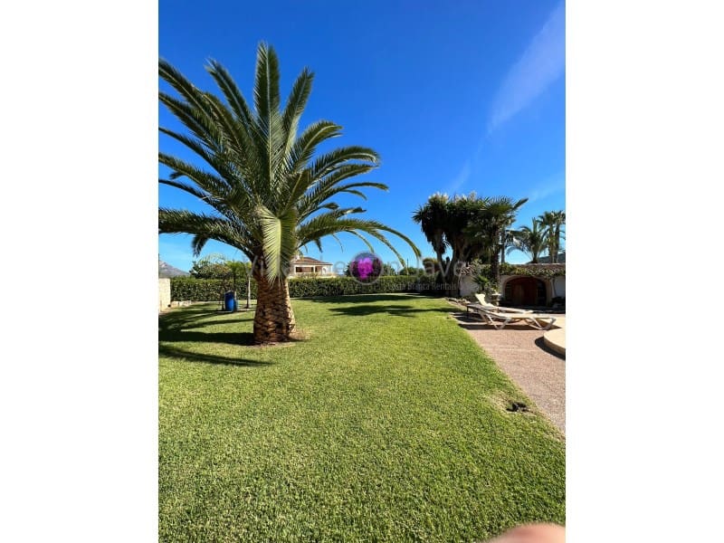 Chalet de 3 habitaciones en Benitachell / Benitatxell en alquiler - 3.500 € (Ref: 9605296)