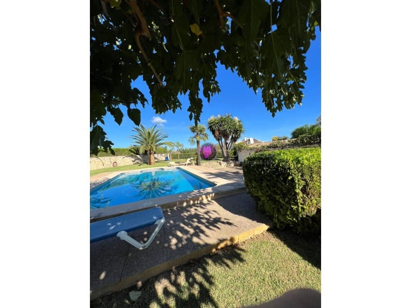 Chalet de 3 habitaciones en Benitachell / Benitatxell en alquiler - 3.500 € (Ref: 9605296)