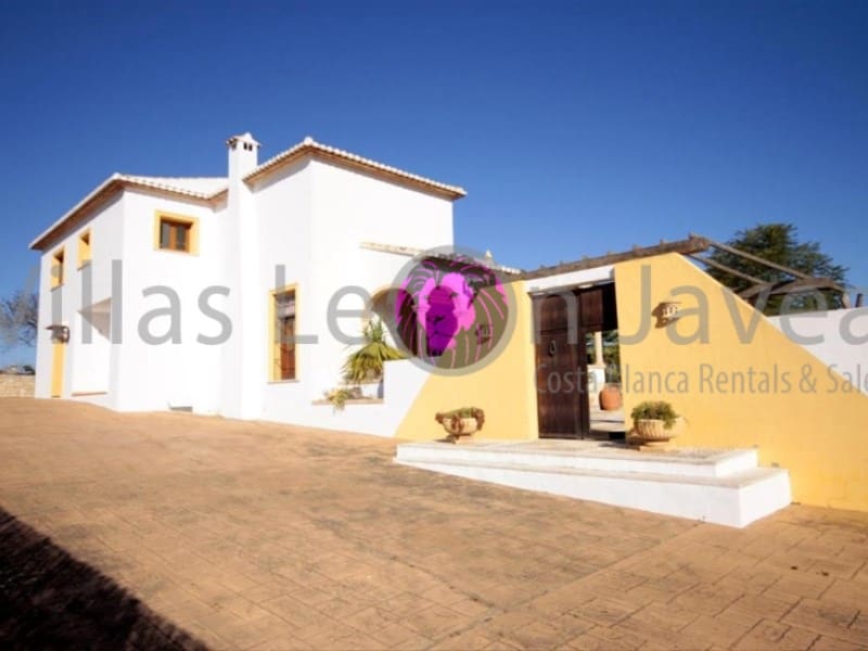 Chalet de 3 habitaciones en Benitachell / Benitatxell en alquiler - 3.500 € (Ref: 9605296)