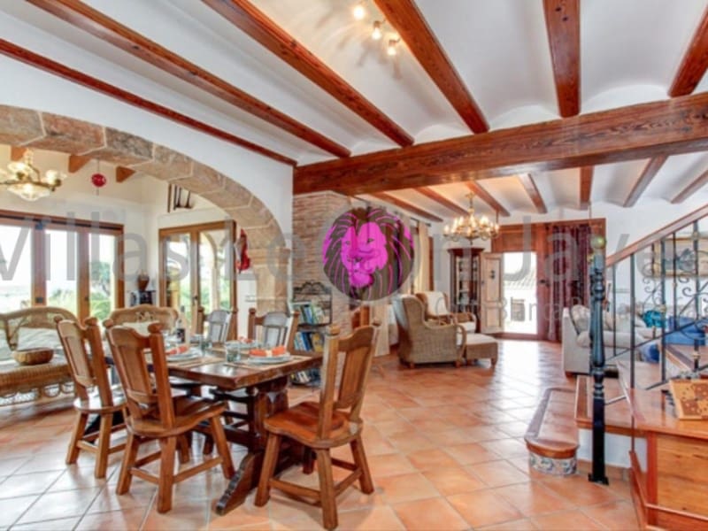 Chalet de 3 habitaciones en Benitachell / Benitatxell en alquiler - 3.500 € (Ref: 9605296)