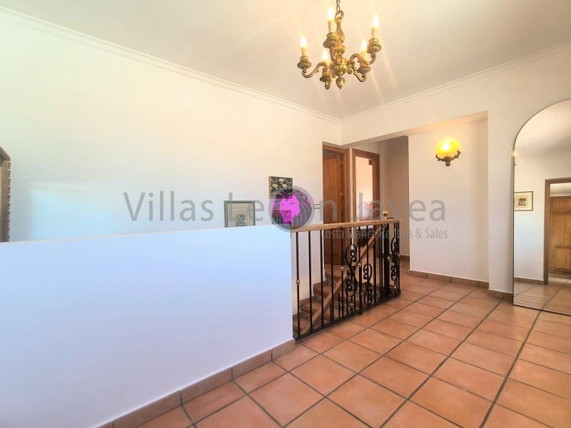 Chalet de 3 habitaciones en Benitachell / Benitatxell en alquiler con piscina - 3.500 € (Ref: 9605296)