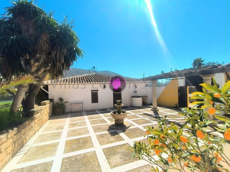 Chalet de 3 habitaciones en Benitachell / Benitatxell en alquiler con piscina - 3.500 € (Ref: 9605296)