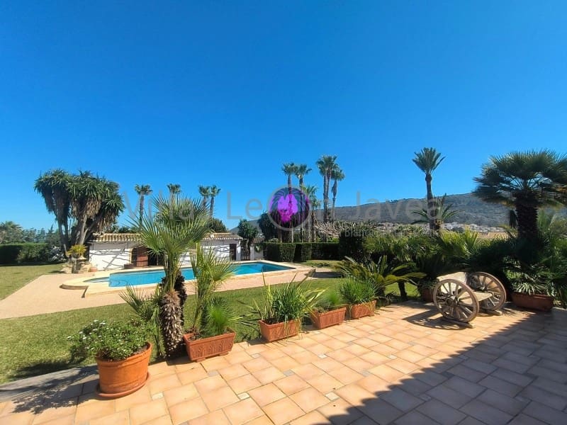 Chalet de 3 habitaciones en Benitachell / Benitatxell en alquiler con piscina - 3.500 € (Ref: 9605296)