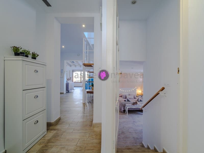 4 bedroom Villa for holiday rental in Javea / Xabia - € 1,170 (Ref: 9605297)