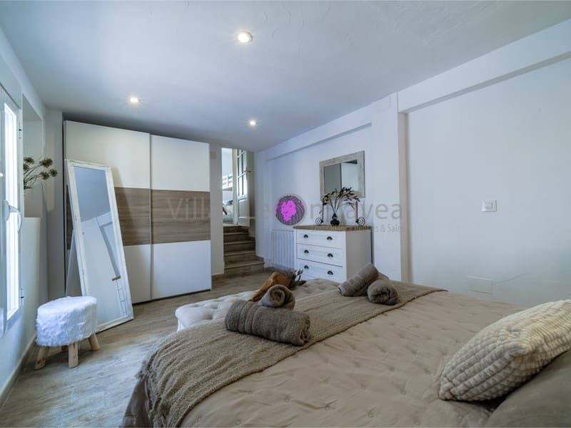 4 bedroom Villa for holiday rental in Javea / Xabia - € 1,170 (Ref: 9605297)