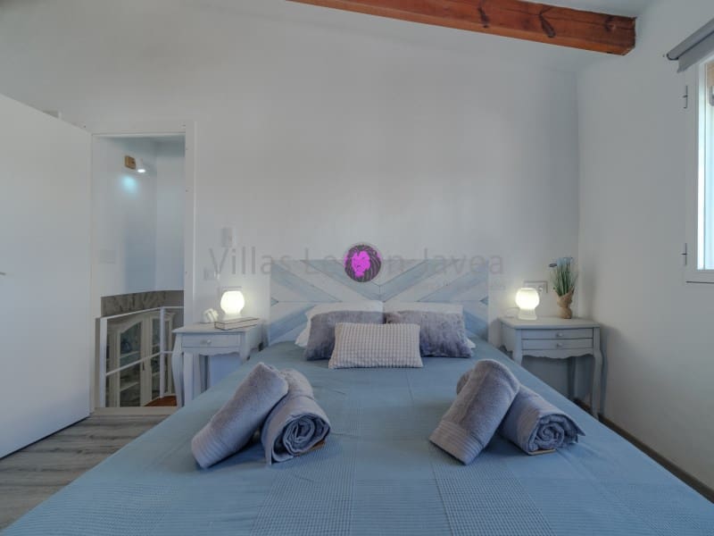 4 bedroom Villa for holiday rental in Javea / Xabia - € 1,170 (Ref: 9605297)