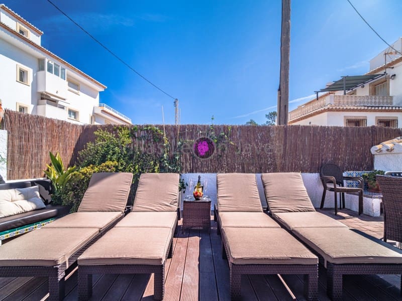 4 bedroom Villa for holiday rental in Javea / Xabia - € 1,170 (Ref: 9605297)