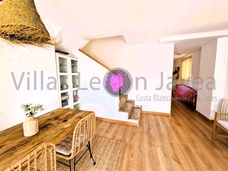 3 soveværelse Lejlighed til leje i Javea / Xabia med garage - € 1.050 (Ref: 9605299)