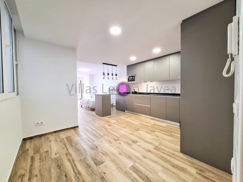 3 soveværelse Lejlighed til leje i Javea / Xabia - € 1.800 (Ref: 9605300)