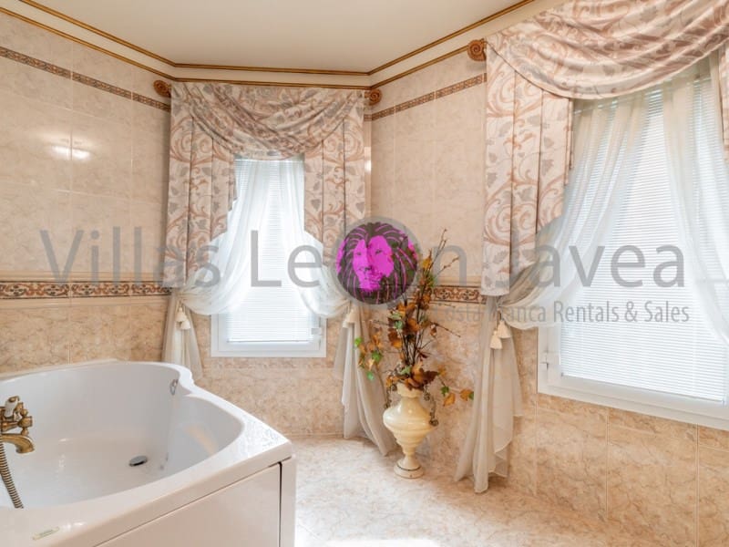 2 soveværelse Villa til salg i Javea / Xabia med swimmingpool garage - € 1.500.000 (Ref: 9605301)