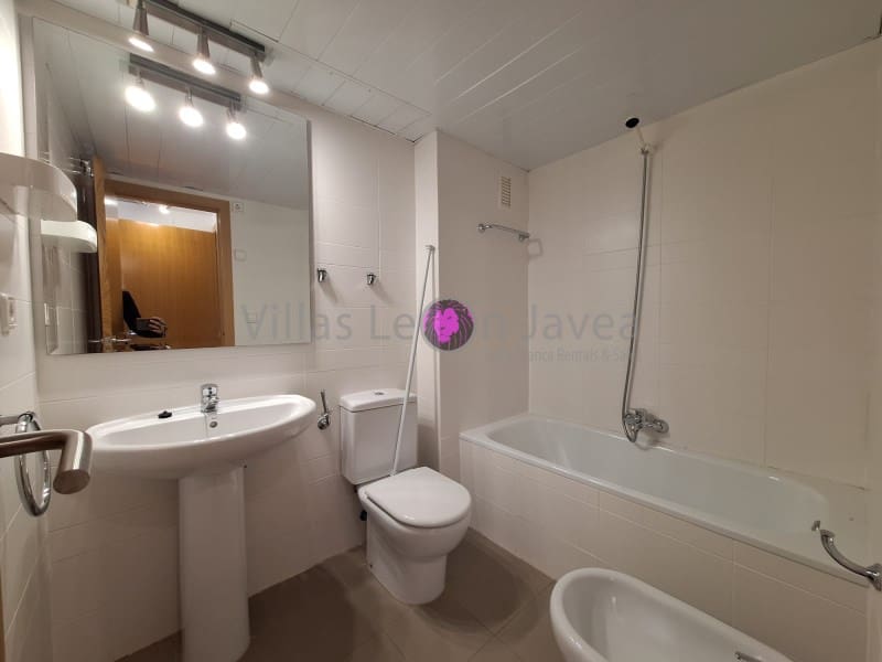 3 soveværelse Lejlighed til leje i Javea / Xabia med garage - € 1.100 (Ref: 9605303)