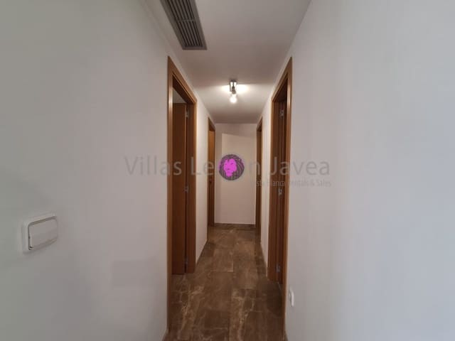 3 soveværelse Lejlighed til leje i Centro ciudad, Javea / Xàbia med garage - € 1.100 (Ref: 9605303)